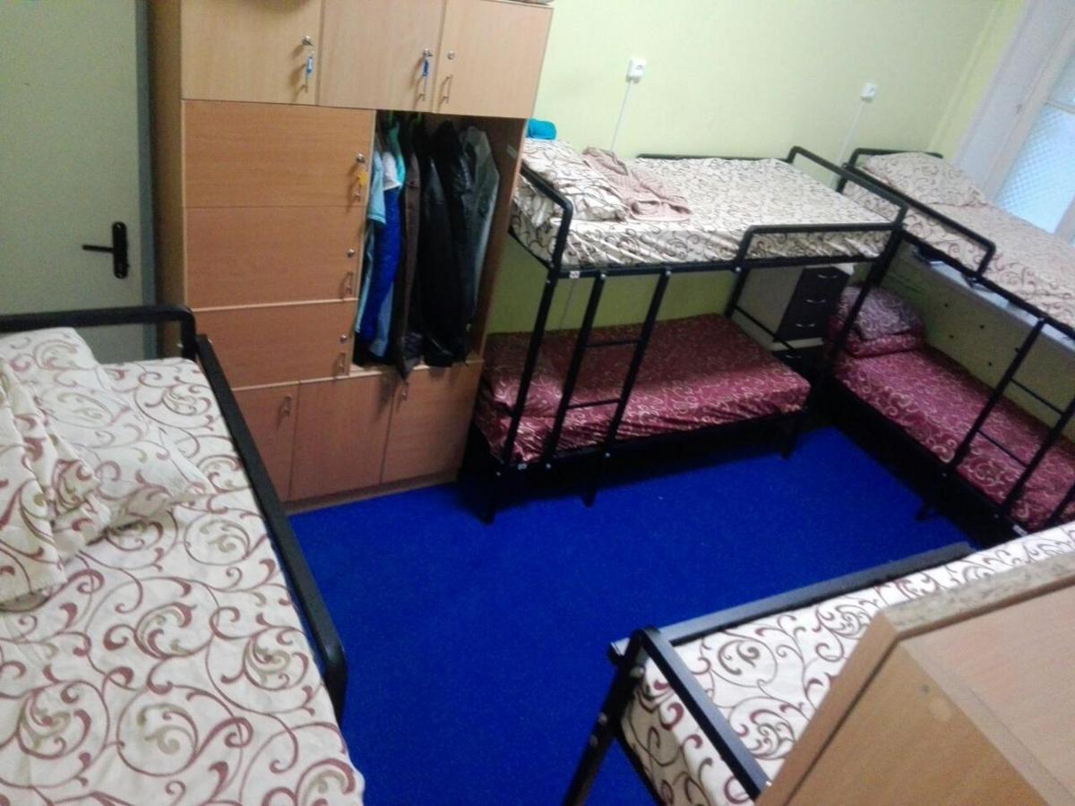 Future Hostel Киев Екстериор снимка